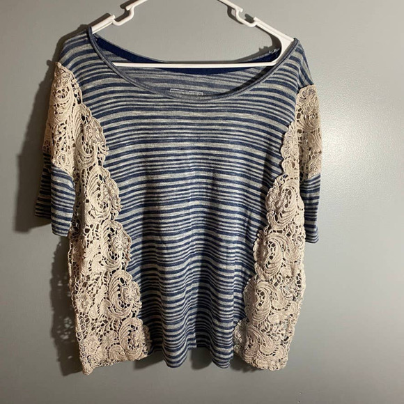 𝅺we the Free Striped and Lace Short Sleeve Top Size Medium - Picture 1 of 6